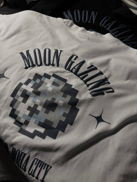 Moon Gazing Tee